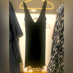 Dvf flowy black dress
